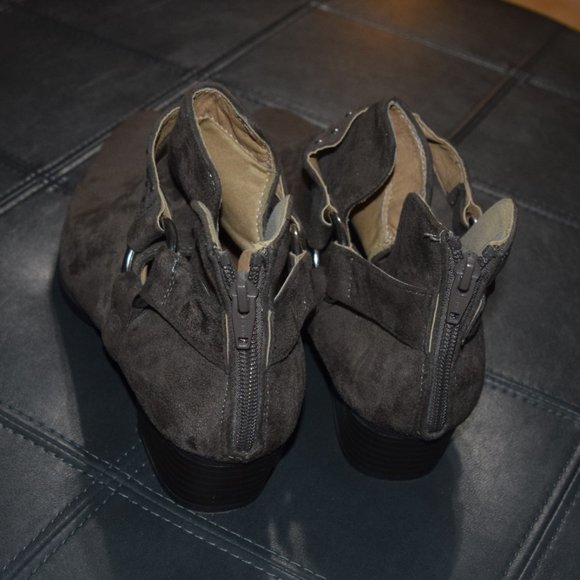 CATO Women's Sz 1OW Fashion Boots Booties - EXCELLENT CONDITION - Picture 4 of 7